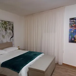 https://casa-dei-tre-re.palermohotels.org